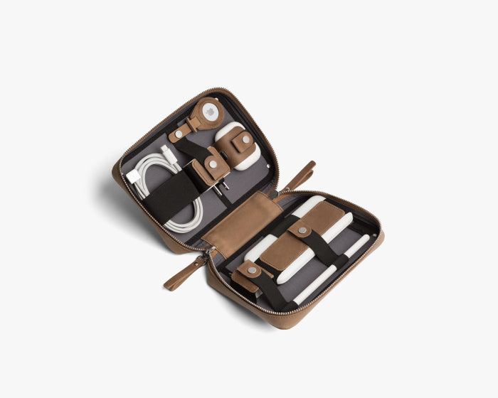 Medium Tech Organizer Pouch Pecan