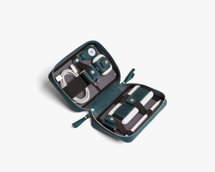 Medium Tech Organizer Pouch Ocean blue