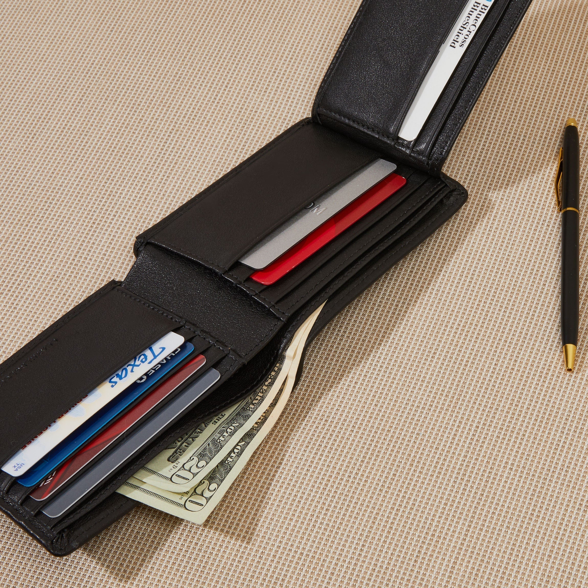 Bifold-Wallet-with-Flap-Black-102-135-LS