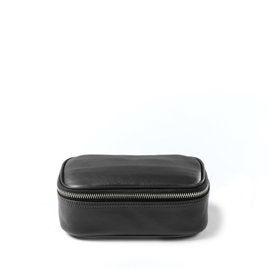 Small-Travel-Organizer-Black-621-135-3