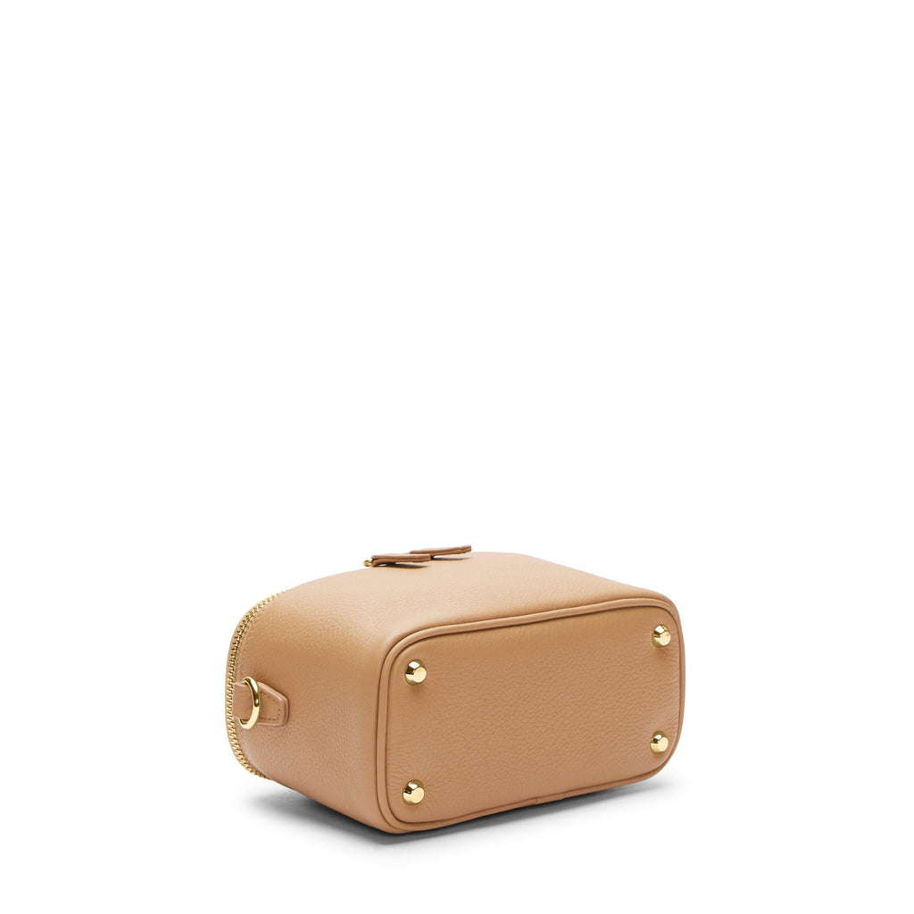maddie-micro-camel-352-640-09