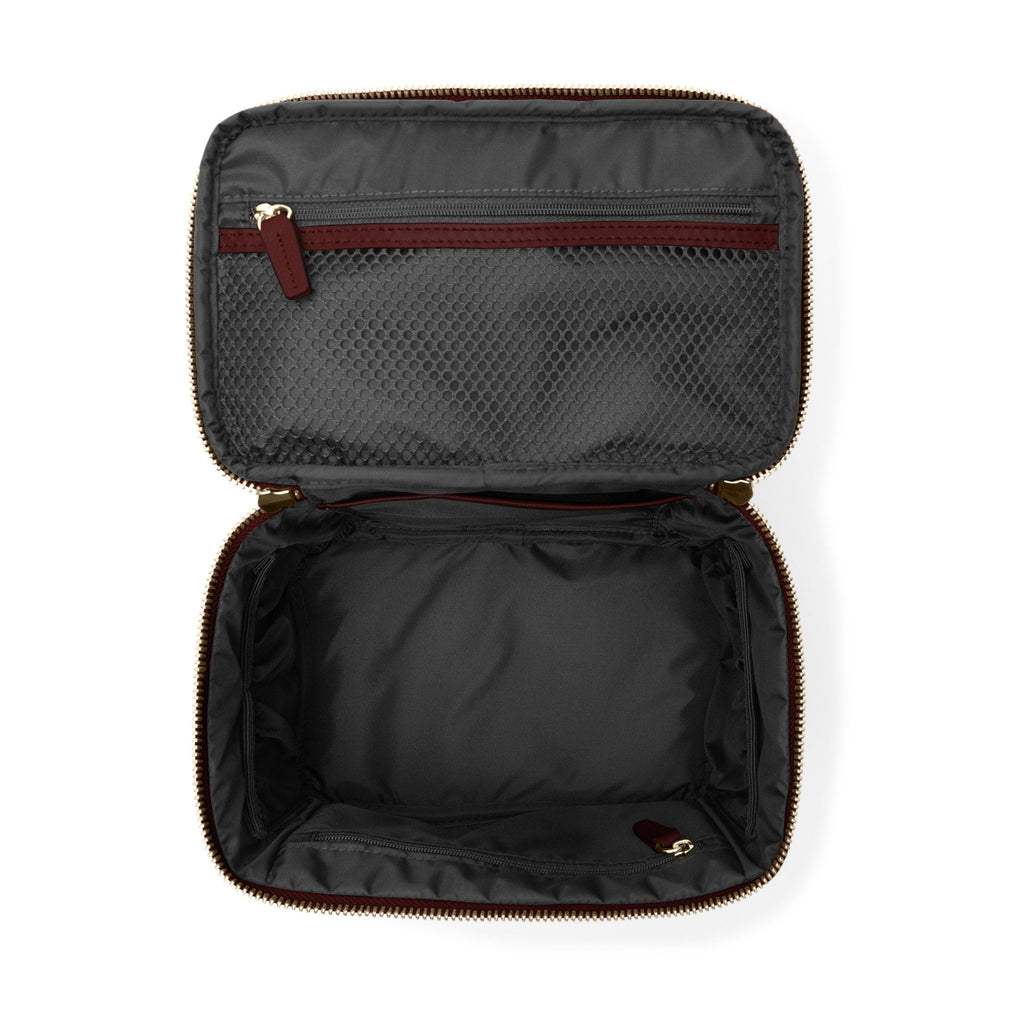 new-Medium-Train-Case-Red-632-341-2